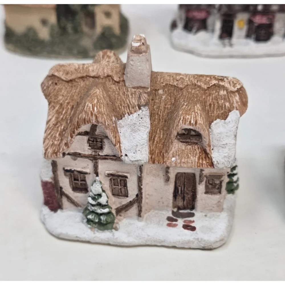 Vintage 1987-1989 RSVP Dickens Christmas Resin Cottages Village Lot of 5